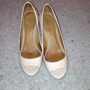 Aldo wedge shoes