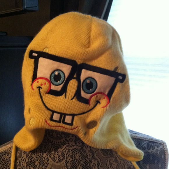 Spongebob winter hat - Picture 2 of 2