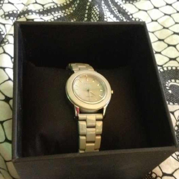 Reduced item!! DKNY watch!! - Picture 4 of 4