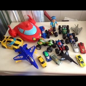 SOLD SOLD SOLD LOT OF 17 cars ,planes, etc.