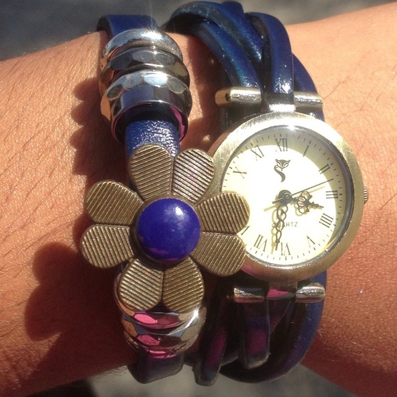 Watch - Picture 4 of 4