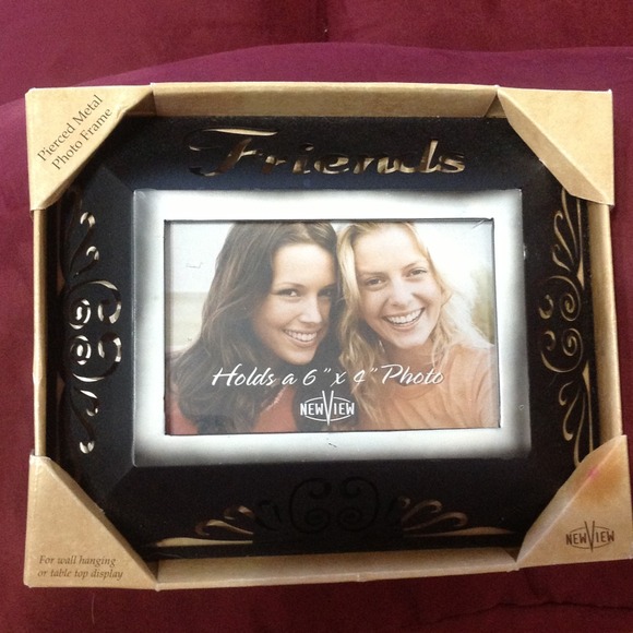 Pierced metal photo frame