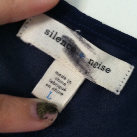 🎀sold🎀Silence+noise chiffon top - Picture 3 of 4