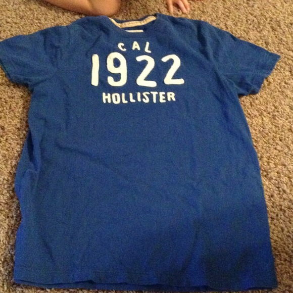 Boys Hollister Shirt Size XL Gently used