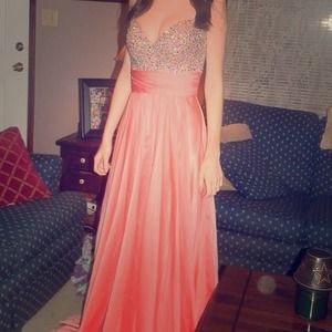 La Femme size 0 prom dress! Lowered price!