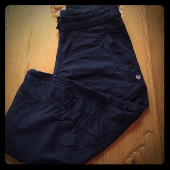 Lululemon Black Studio Crop