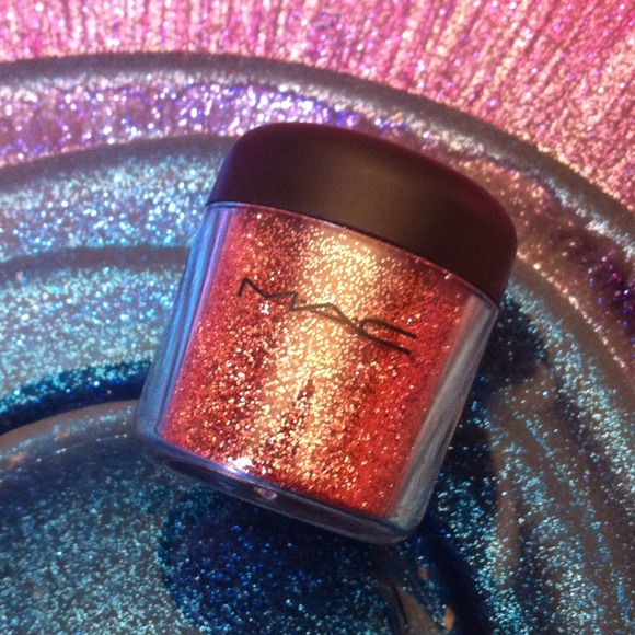 💚SOLD💚M.A.C Copper glitter - Picture 2 of 3