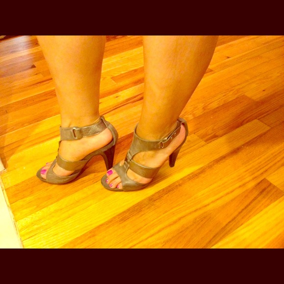 Marked ⬇️Nine West Gladiator Sandals