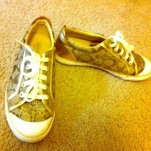Coach tennis shoes