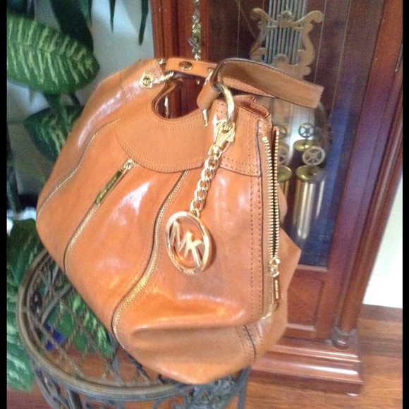 SOLD - Picture 3 of 3