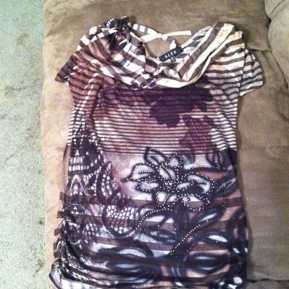 Cowl neck tee.