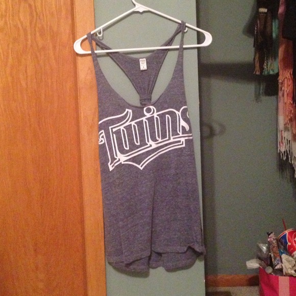 Vs pink twins tank top!