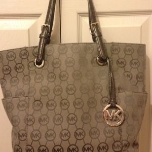 Authentic Michael Kors purse
