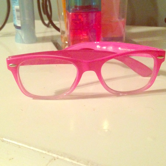 Non prescription eye glasses