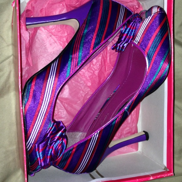 Purple striped shoes