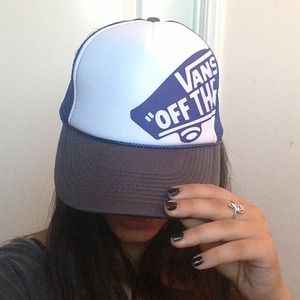 VANS off the wall SnapBack