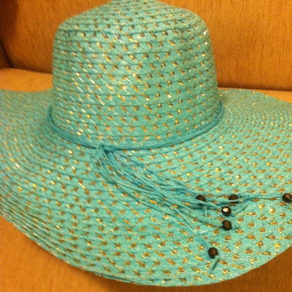 🎀Beautiful Turquoise Hat🎀