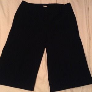 Chicos. Capri pants.