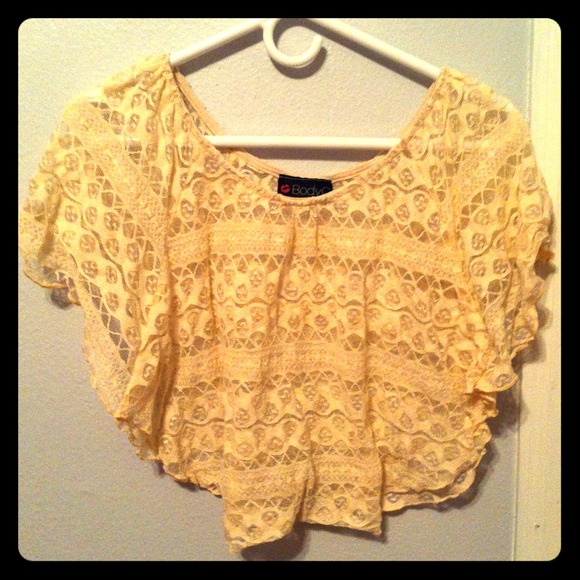 Adorable Crop top from body company!