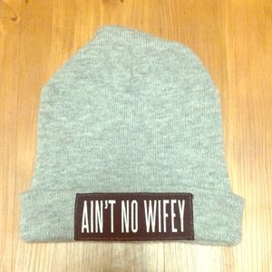 Dimepiece 'Ain't No Wifey' beanie