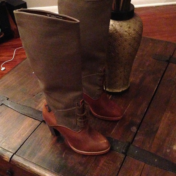Boots - BASS BOOTS..... Size 7 Highly Favored....