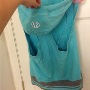 Lululemon. Rare retro racerback hoodie teal sz m