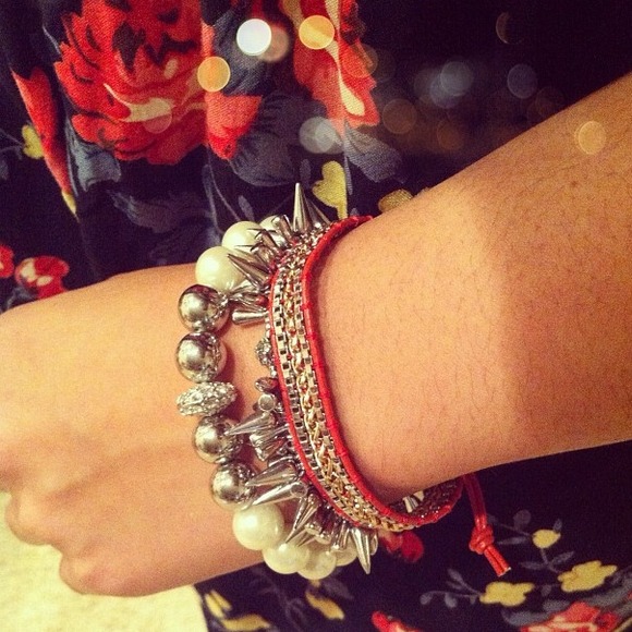 Stella & Dot Jewelry - Stella & Dot red foundation bracelet
