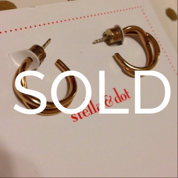 Stella & Dot Jewelry - Reserved Stella & Dot mini Odette hoops