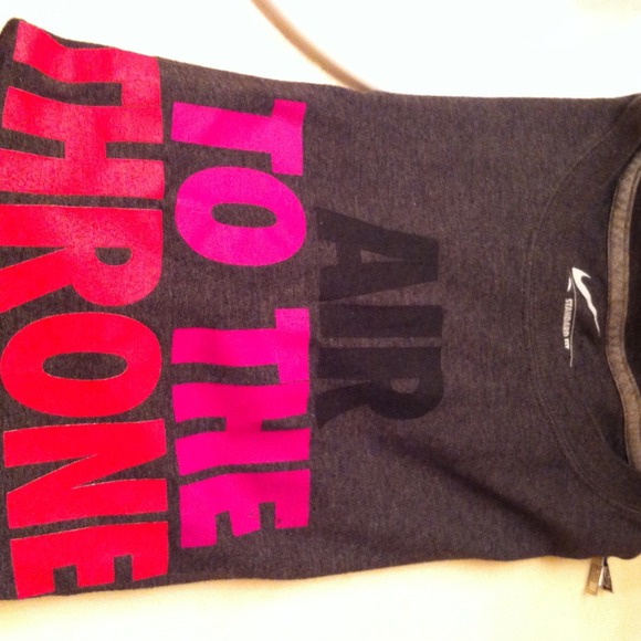 NIKEE WORK OUT TEE 2X - Picture 2 of 3