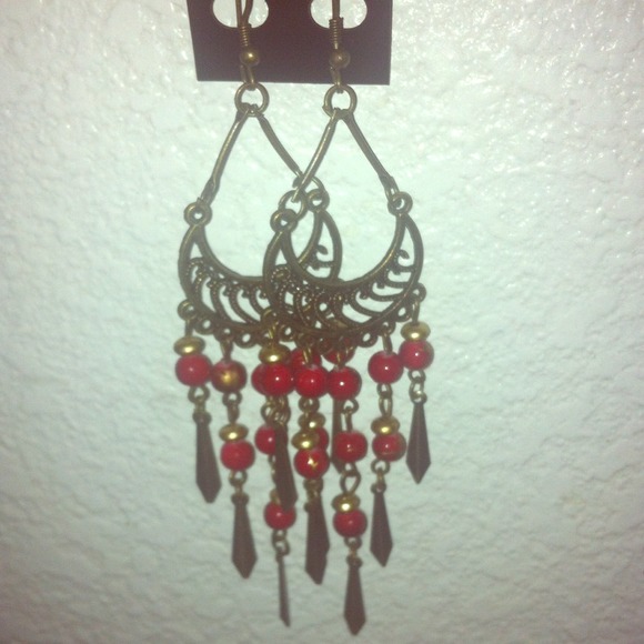 Elegant earrings