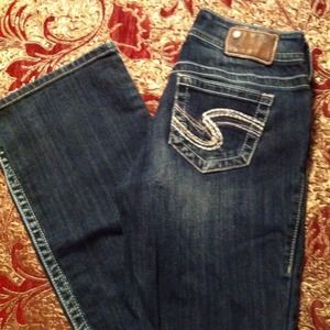 *REDUCED***Silver Jeans size 26