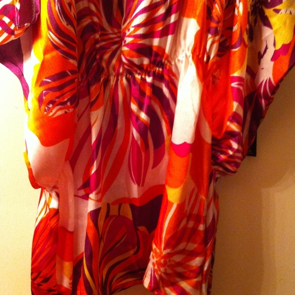 Plus size dressy blouse - Picture 3 of 3