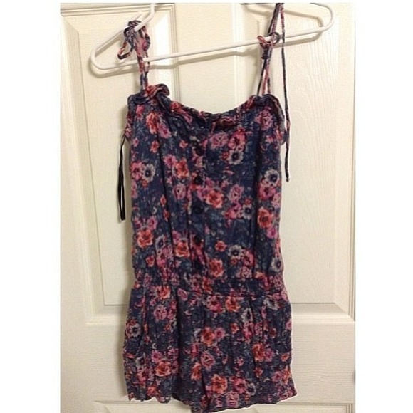 Floral romper - Picture 1 of 1