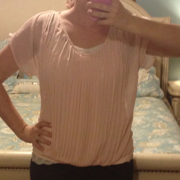Light pink flowey tunic style dress shirt