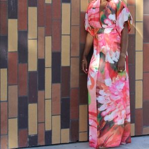 **Reduced**Urban Outfitters Floral Print Maxi Sz 6