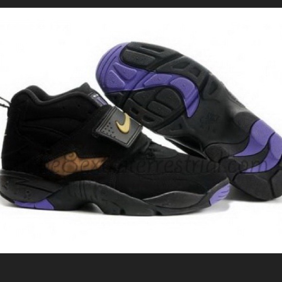 Nike Diamond Turf 6.5Y
