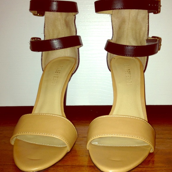 Soldd & bundledd .. Super cute sexy heels