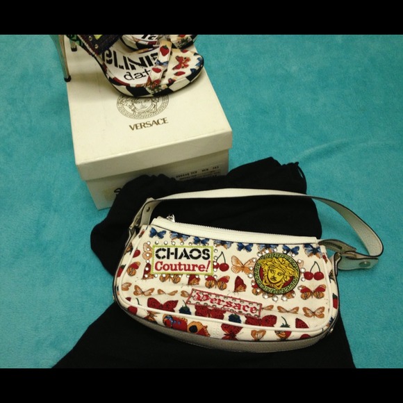 Bundled and sold! Authentic Versace Handbag - Picture 5 of 8