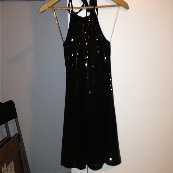 Sequin LBD - Picture 3 of 3