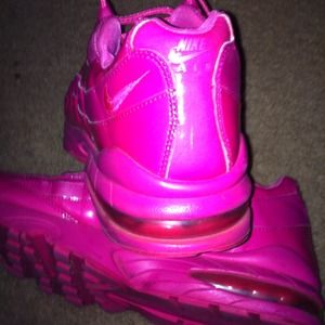 Hot pink Nike air max 95