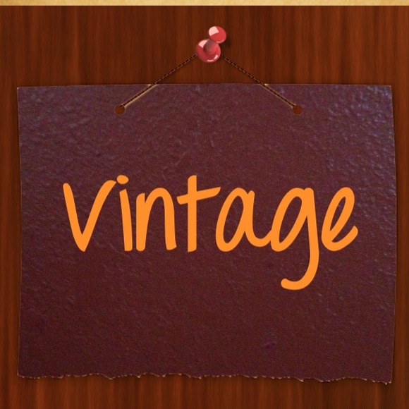 Vintage Items 👜 Including Handbags 👜
