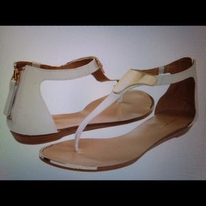 Nine West white thong sandals