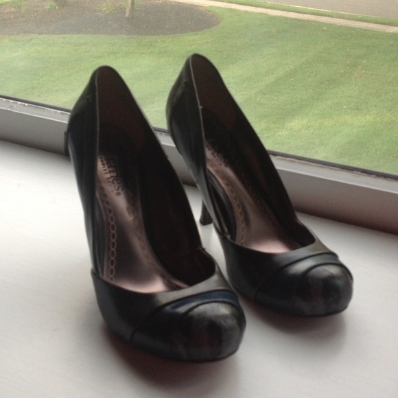 Very stylish heels... Charles by Charles & David.