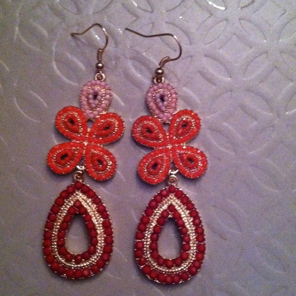 Stella & dot chandelier earrings