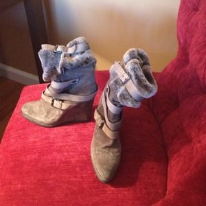 Italian made Grey suede wedge booties