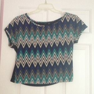 H&M crop top size 2 tribal