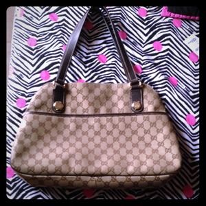 Gucci, handbag, new condition, classical pattern