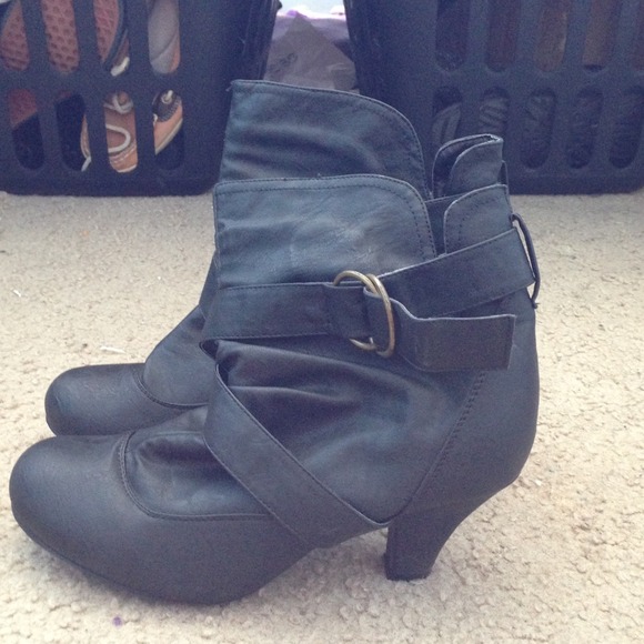 Charlotte Russe black leather ankle boots