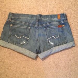 Sold 7 for All Mankind short