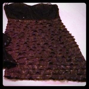 4 dresses is a small-medium